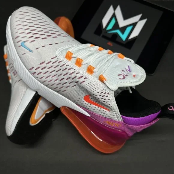 Casual Shoes Wmns Air Max 270 'university Gold' Womens